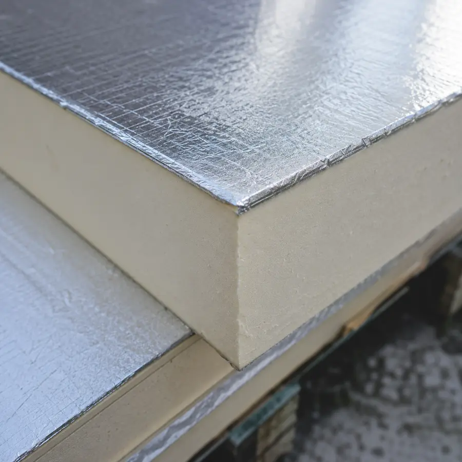 Foil-faced PIR insulation board